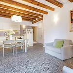 Διαμέρισμα Ca' Fosca - Campo Santa Fosca By Wonderful Italy