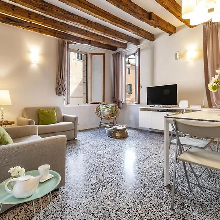 Ca' Fosca - Campo Santa Fosca By Wonderful Italy Apartamento