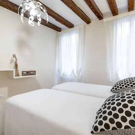 Ca' Fosca - Campo Santa Fosca By Wonderful Italy 아파트 베니스