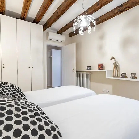 아파트 Ca' Fosca - Campo Santa Fosca By Wonderful Italy